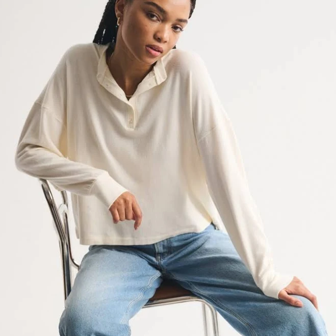 top Abercrombie & Fitch Women's Oversized Long-Sleeve Knit Top Abercrombie & Fitch $36