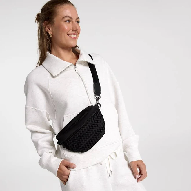 bag Calia Women's Journey Woven Belt Bag DICK'S Sporting Goods $21.22