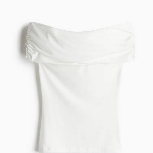 off-shoulder top H&M Ladies Gathered Off-The-Shoulder Top H&M $9.99