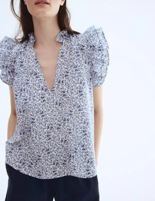 blouses H&M Ladies Ruffle-Trimmed Blouse H&M $17.99