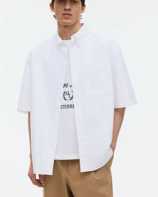 top H&M Men's Relaxed-Fit Oxford Shirt H&M $24.99