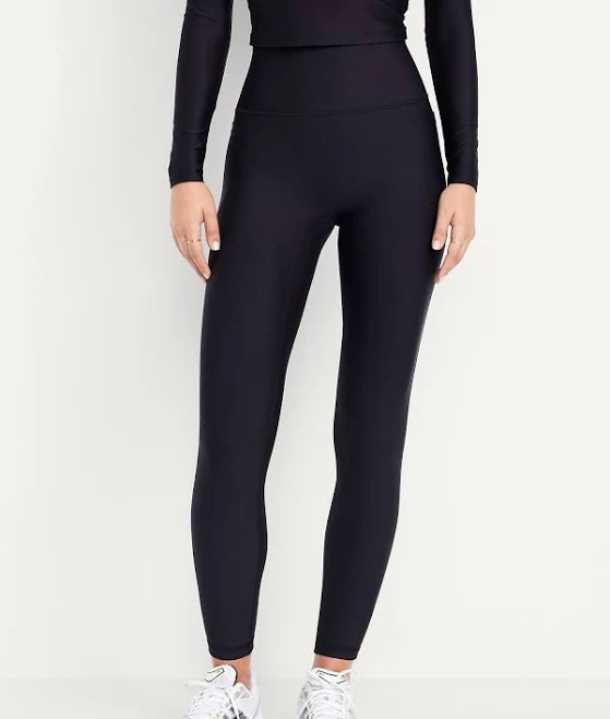 leggings Old Navy Women's Extra-High Waisted Powersoft 7/8 Pocket Leggings Old Navy $19.99