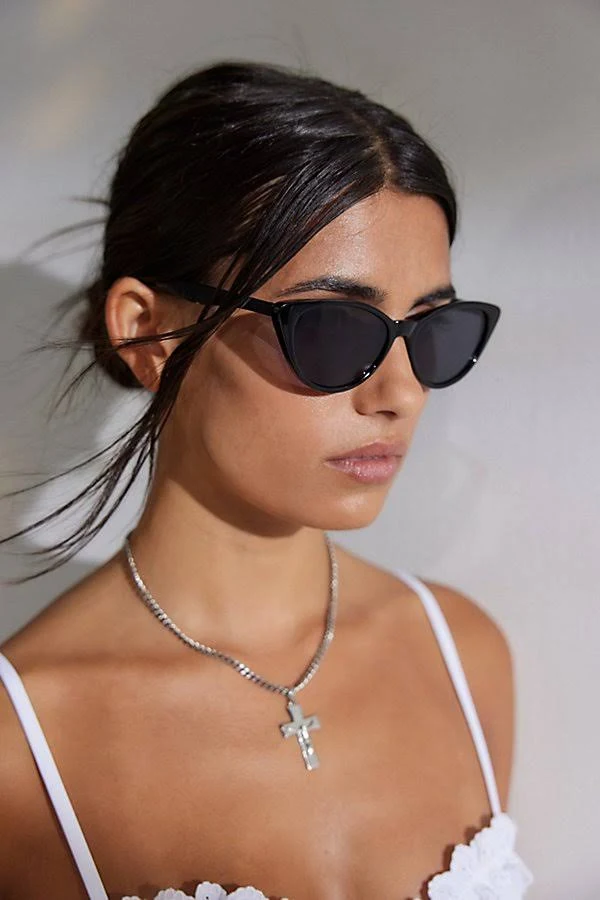 accessory Urban Outfitters Women's Essential Cat-Eye Sunglasses Urban Outfitters $15