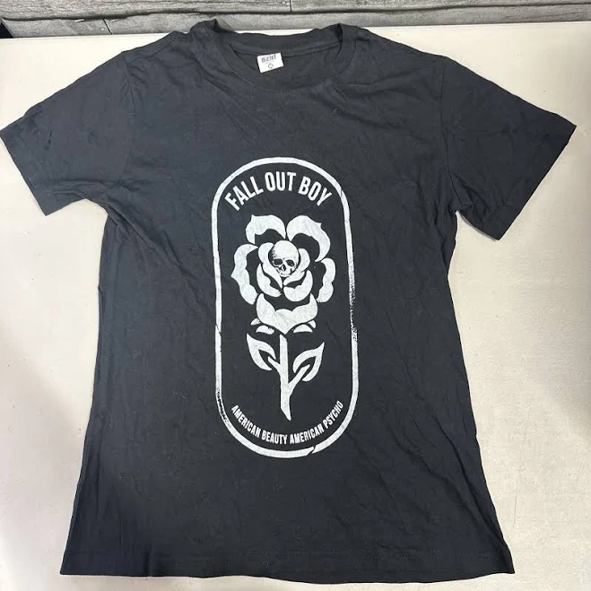 top Women's Fall Out Boy Graphic Distressed Band Tshirt M eBay - d.n.t4ks $14.99