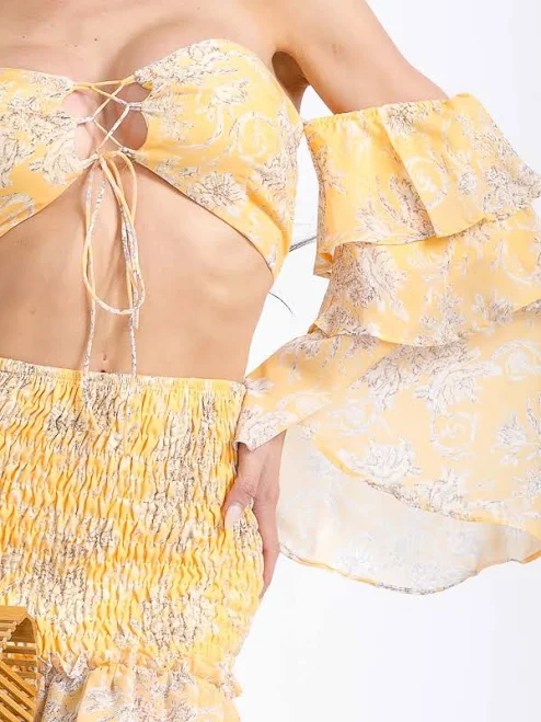 matching set WOMEN'S RUFFLE SLEEVES CROP TOP & SMOCK MINI SKIRT FLORAL 2PC. SET Wholesale Fashion Trends $46.8