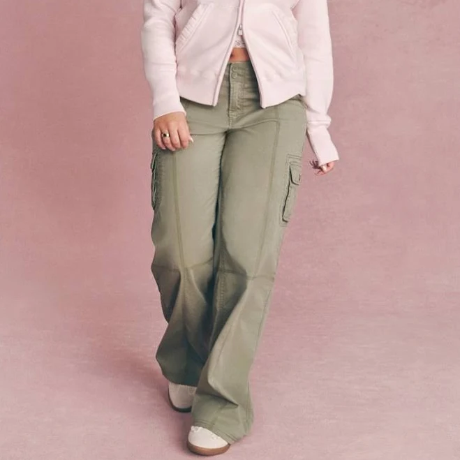 Hollister Women's Low-Rise Baggy Cargo Pants