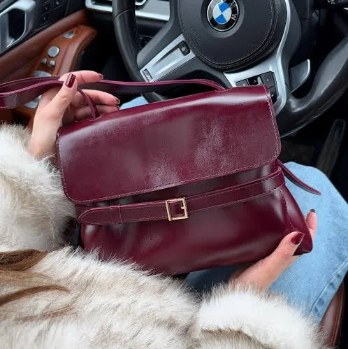 Stylish Vegan Leather Crossbody Bag with Buckle