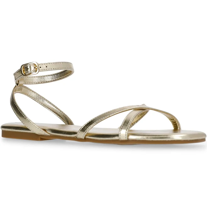 Time and Tru Women's Strappy Flat Sandals