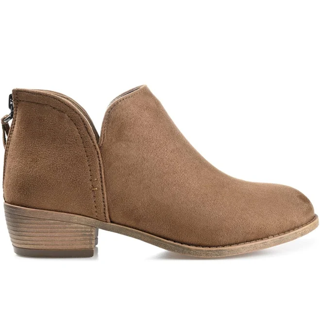 Journee Collection Women's Livvy Booties