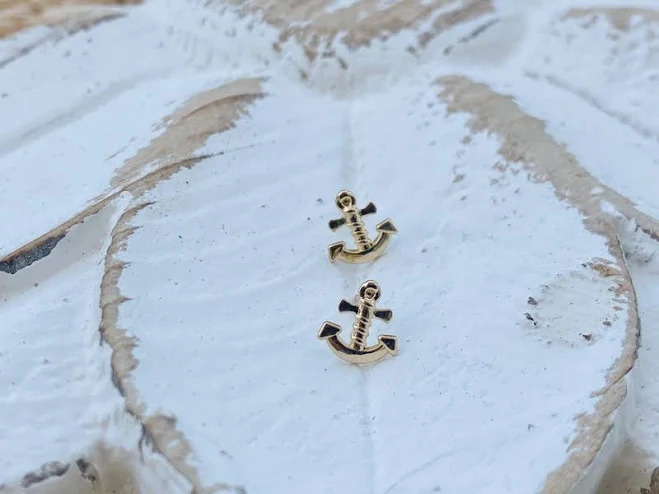 10K Gold Anchor Stud Earrings