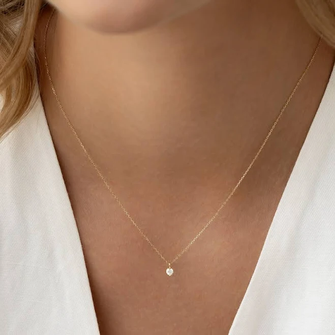 Linjer 14K Gold Diamond Pendant Necklace