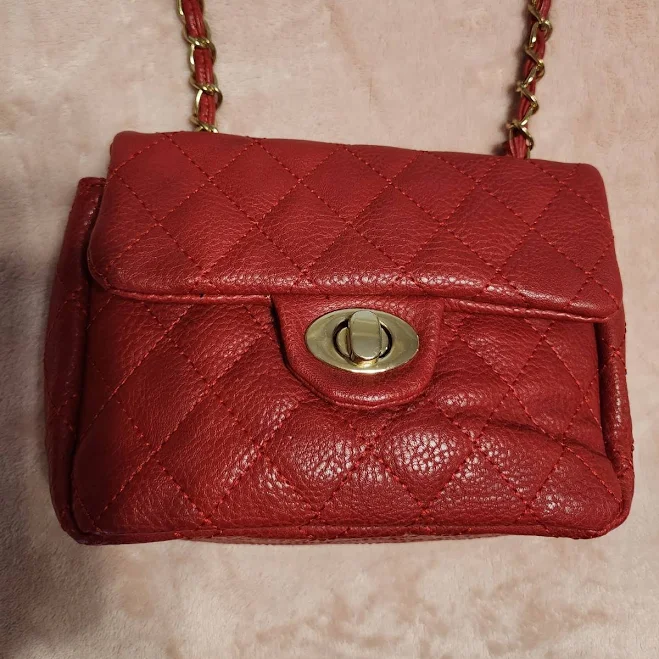 Stylish Faux Leather Red Quilted Crossbody Purse With Gold Chain Strap