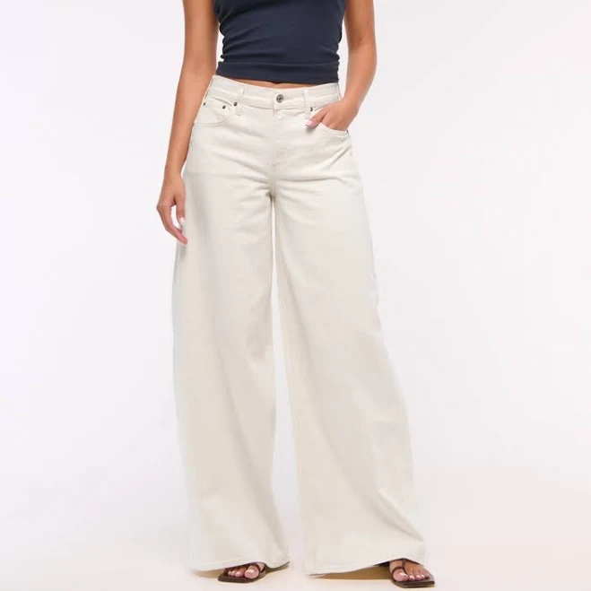 jeans Abercrombie & Fitch Women's Ultra Wide Leg Linen-Blend Jeans Abercrombie & Fitch $26.97