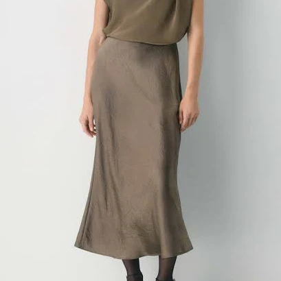 skirt Aritzia Babaton Slip Satin Maxi Skirt Aritzia $98
