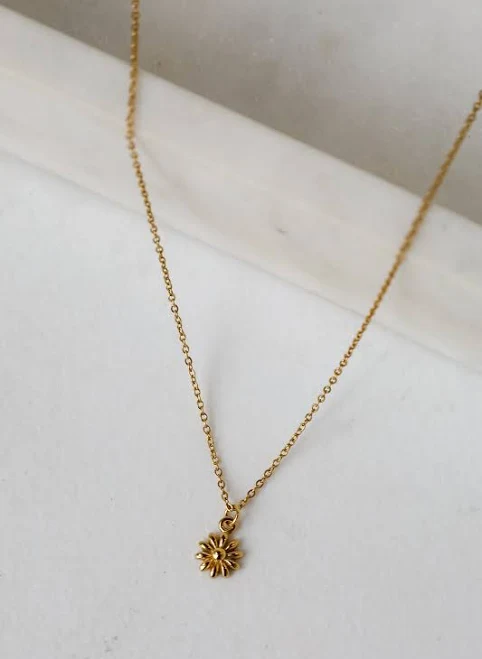 accessory Dainty Gold Flower Charm Necklace Dress Up $4.25