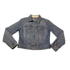 jacket GAP Classic Blue Denim Trucker Jacket Medium Wash Cotton Button Front eBay $25
