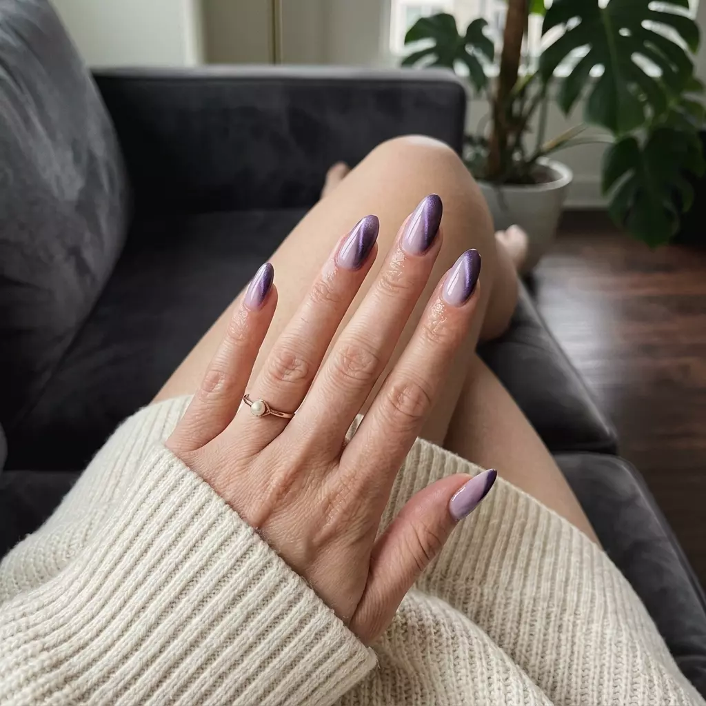 Almond Summer Nails 2026: Milky Lilac Cat-Eye Almond summer nails 2026 for fair skin: Milky lilac with deep violet cat-eye shift for enchanting evenings.