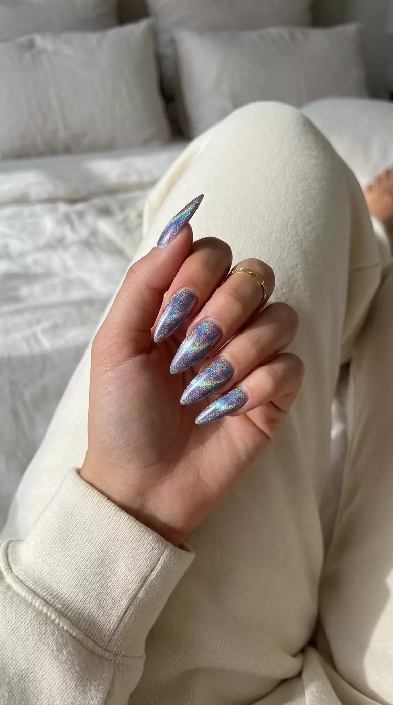 Holographic Glitter Cat Eye Nails 2026: Dazzling Party Style Glamorous holographic glitter cat eye nails for parties and festivals. Dazzling rainbow magnetic shift.