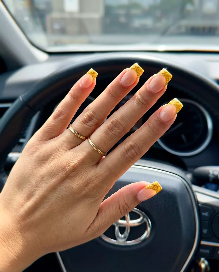 Pineapple Texture Nails 2026 | Sophisticated Summer Event Style Pineapple Texture Square Tips: luxurious summer fruits nail art 2026 for formal events. Yellow-gold textured pineapple design.