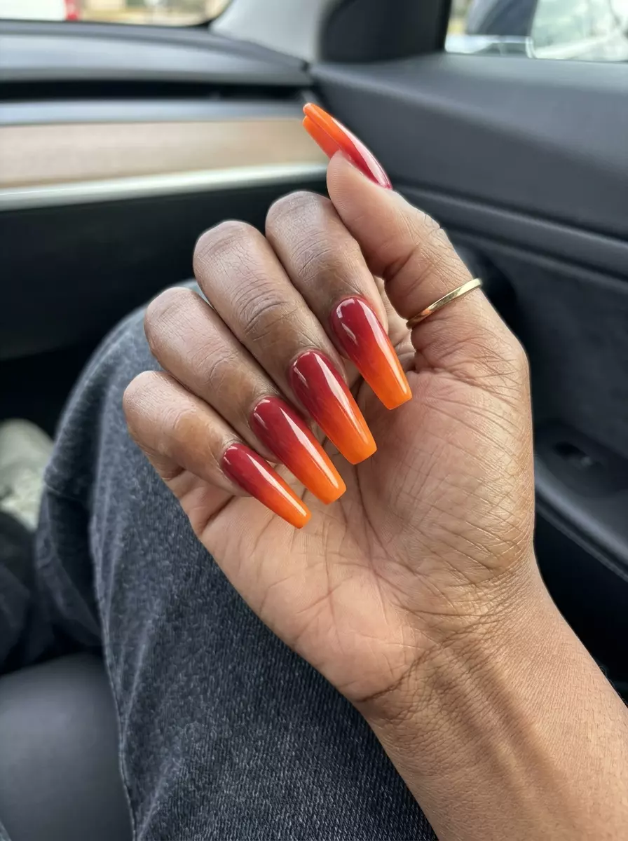 Summer Nail Manicure Ideas 2026: Sunset Glow Ombre Sunset glow ombre nails for summer nail manicure ideas 2026. Romantic, dramatic, and warm.