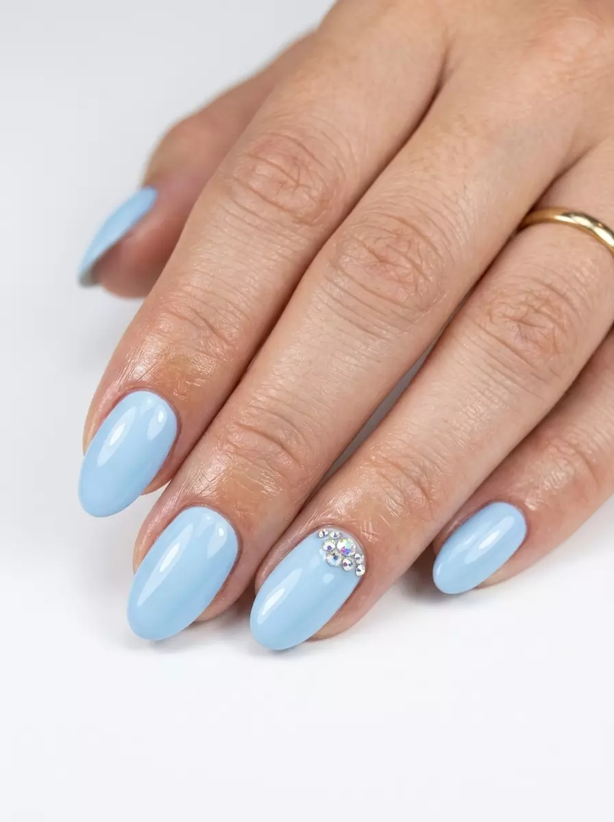 Sparkling Baby Blue Glam nails for summer 2026, perfect for weddings and summer celebrations. Glamorous and chic.